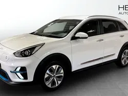 Vit (white) Begagnad 2022 Kia e-Niro 2 SUV | 279 900 kr (Marknadspris)