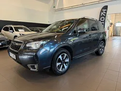 Mörkgrå (dark gray metallic) Begagnad 2018 Subaru Forester XE SUV | 219 900 kr (Bra pris)