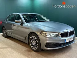 Blå Begagnad 2019 BMW 530e iPerformance Sedan | 299 800 kr (Superpris)