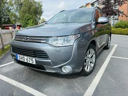Begagnad 2014 Mitsubishi Outlander P-HEV SUV | 149 000 kr (Dyr)
