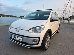 Vit Begagnad 2016 VW up! Halvkombi | 94 000 kr (Lite dyr)