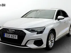 Vit Begagnad 2023 Audi A3 Sportback Proline Halvkombi | 269 000 kr (Marknadspris)