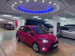 Röd Begagnad 2018 Toyota Yaris Multidrive S Halvkombi | 119 500 kr (Bra pris)