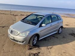 Metallic Begagnad 2007 Mercedes B170 Minibuss | 55 000 kr (Marknadspris)