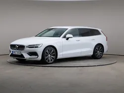 Vit (ice white (solid)) Begagnad 2022 Volvo V60 Inscription Kombi | 319 000 kr (Bra pris)