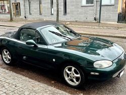 Grön Begagnad 2000 Mazda MX5 Cab | 71 000 kr