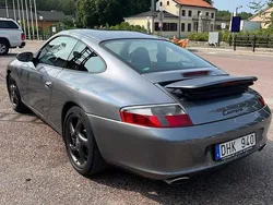 Grå Begagnad 2002 Porsche 911 Carrera Sportkupé | 415 000 kr