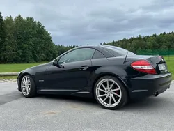 Svart Begagnad 2005 Mercedes SLK200 AMG Cab | 84 999 kr (Marknadspris)