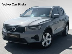 Grå Begagnad 2023 Volvo XC40 Core SUV | 349 900 kr (Bra pris)