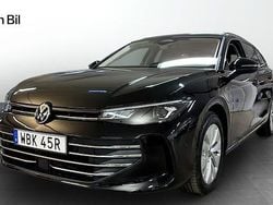 Svart Begagnad 2024 VW Passat Business Kombi | 449 900 kr