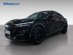 Svart Begagnad 2021 Ford Mustang Mach-E Standard Range SUV | 369 000 kr (Lite dyr)