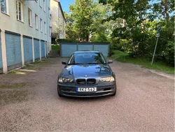 Blå Begagnad 2000 BMW 318 Sedan | 33 000 kr (Dyr)