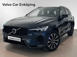 Blå Begagnad 2023 Volvo XC60 Plus SUV | 459 900 kr (Marknadspris)
