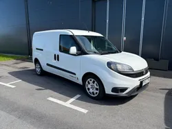 Vit Begagnad 2021 Fiat Doblò Minibuss | 99 875 kr (Marknadspris)