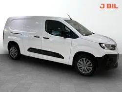 Vit (vit kaolin) Ny 2025 Peugeot Partner Minibuss | 362 375 kr (Dyr)