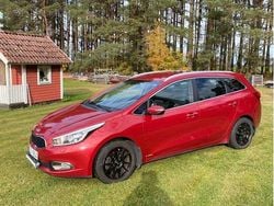 Röd Begagnad 2013 Kia Ceed Sportswagon Kombi | 84 000 kr (Marknadspris)
