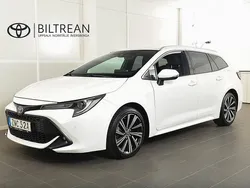 Vit Begagnad 2022 Toyota Corolla Style Kombi | 259 900 kr (Marknadspris)