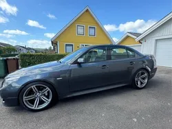 Grå Begagnad 2009 BMW 520 M Sport Sedan | 99 000 kr (Lite dyr)