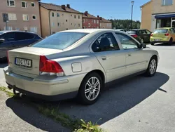 Brun Begagnad 2006 Volvo S60 Sedan | 30 000 kr (Bra pris)