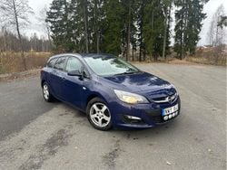 Blå Begagnad 2013 Opel Astra Kombi | 35 000 kr (Superpris)