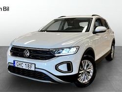 Vit (pure white) Begagnad 2022 VW T-Roc Life SUV | 264 800 kr (Marknadspris)