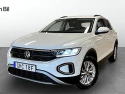 Vit (pure white) Begagnad 2022 VW T-Roc Life SUV | 264 800 kr (Marknadspris)