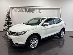 Vit Begagnad 2016 Nissan Qashqai SUV | 99 000 kr (Bra pris)