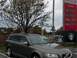 Grön Begagnad 2010 Volvo V70 Kombi | 55 500 kr (Bra pris)