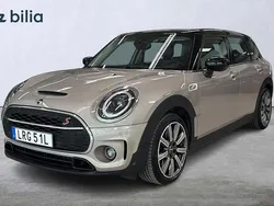 Grå Begagnad 2022 Mini Clubman Kombi | 304 900 kr (Marknadspris)