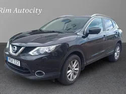 Svart Begagnad 2017 Nissan Qashqai SUV | 129 900 kr (Marknadspris)