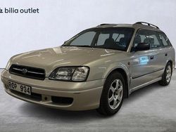 Ljusgrå Begagnad 2000 Subaru Legacy Sedan | 10 000 kr