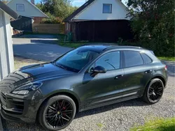 Grå Begagnad 2023 Porsche Macan S SUV | 825 000 kr
