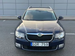 Blå Begagnad 2011 Skoda Superb Elegance Kombi | 66 000 kr (Bra pris)