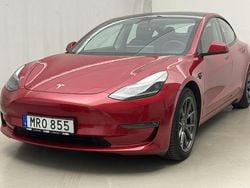 Röd Begagnad 2021 Tesla Model 3 Sedan | 266 000 kr (Superpris)