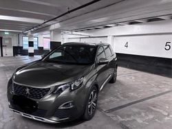 Grå Begagnad 2018 Peugeot 5008 GT-line SUV | 209 000 kr (Marknadspris)