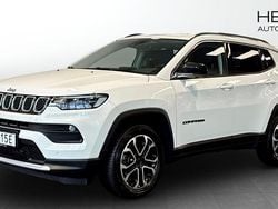 Vit (white) Begagnad 2021 Jeep Compass Limited SUV | 279 900 kr (Marknadspris)