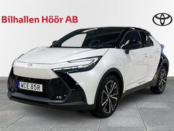 Tvåtonslack 089/202 (2vp) Begagnad 2023 Toyota C-HR Executive SUV | 449 900 kr (Marknadspris)
