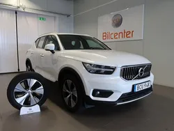 Vit Begagnad 2021 Volvo XC40 SUV | 327 900 kr (Marknadspris)
