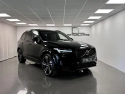 Svart Begagnad 2022 Volvo XC90 R-Design SUV | 679 900 kr (Marknadspris)