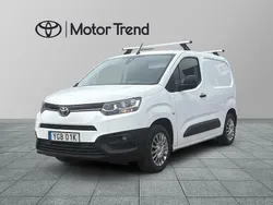 Vit Begagnad 2022 Toyota Proace City Van | 199 900 kr (Marknadspris)