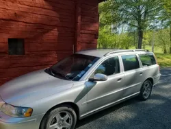 Grå Begagnad 2008 Volvo V70 Momentum Kombi | 65 000 kr (Superpris)