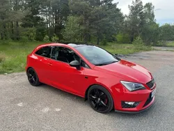 Röd Begagnad 2016 Cupra Ibiza Halvkombi | 135 000 kr