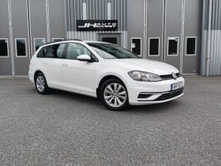 Vit Begagnad 2019 VW Golf VII Kombi | 109 900 kr (Marknadspris)