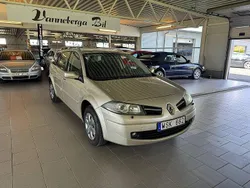 Ljusbrun Begagnad 2009 Renault Mégane GrandTour Kombi | 29 700 kr (Marknadspris)