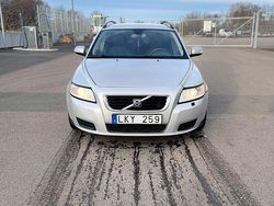 Begagnad 2008 Volvo V50 Kombi | 23 000 kr (Marknadspris)