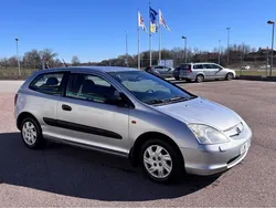 Silver Begagnad 2002 Honda Civic Halvkombi | 16 500 kr (Marknadspris)