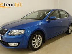 Blå Begagnad 2014 Skoda Octavia Ambition Halvkombi | 107 900 kr (Marknadspris)