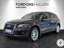 Grå Begagnad 2010 Audi Q5 SUV | 104 900 kr (Marknadspris)