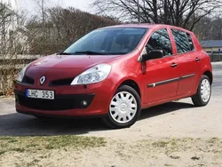 Röd Begagnad 2007 Renault Clio R.S. Halvkombi | 38 000 kr (Marknadspris)