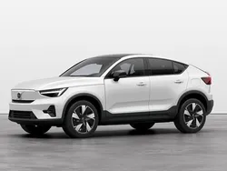 Grön Begagnad 2023 Volvo EC40 Plus SUV | 565 900 kr (Bra pris)